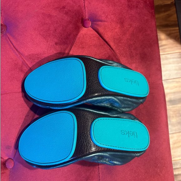 NIB New In Box Tieks Tahitian Pearl WOMENS size 13 Limited Edition - Picture 4 of 5